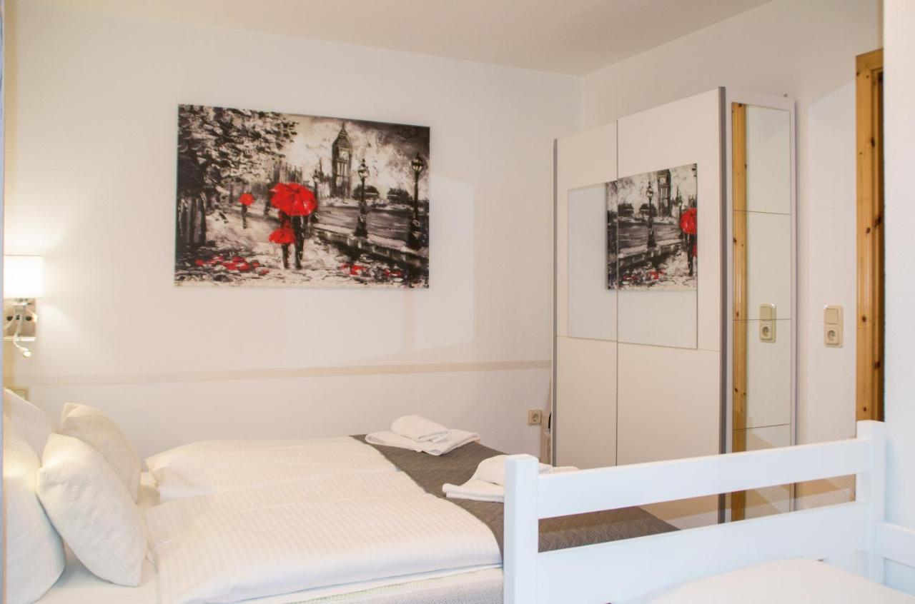 Ferienappartement Mit Seeblick Und Balkon Sellin  Exteriör bild