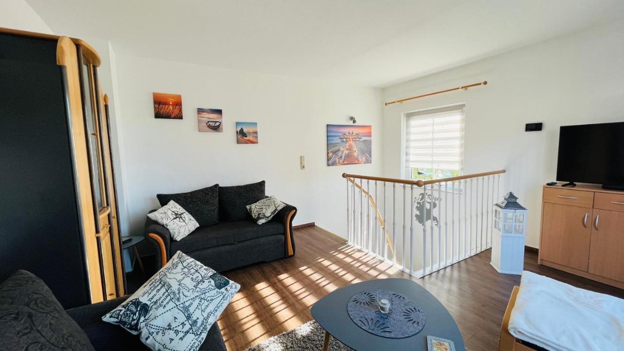 Ferienappartement Mit Seeblick Und Balkon Sellin  Exteriör bild